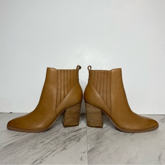 Marc Fisher Alva Brown Leather Heeled Bootie 5 1/2 M - Picture 7 of 14